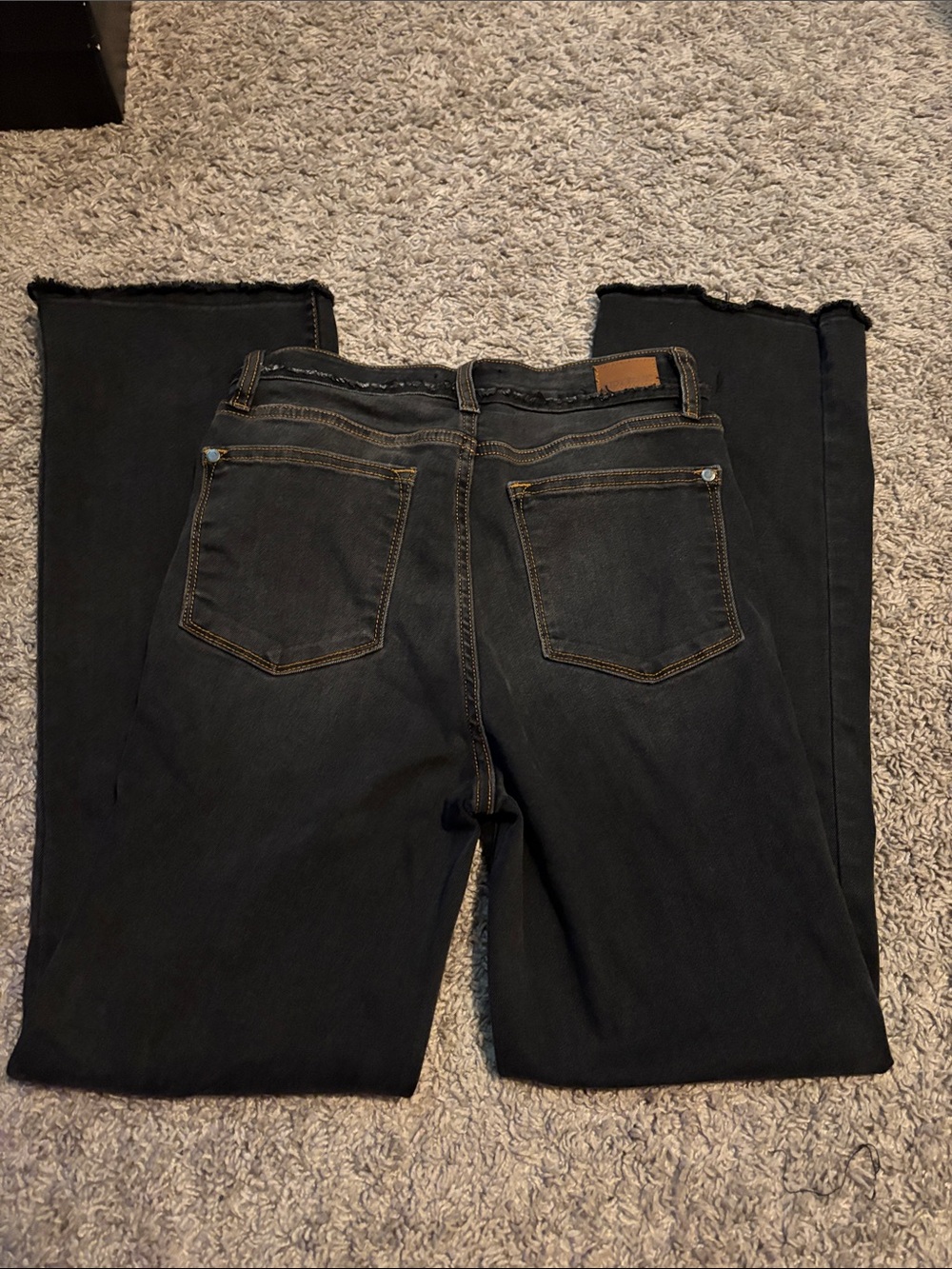 Judy Blue Black Bootcut Jeans with Subtle Whisker Fade - Picture 5 of 6